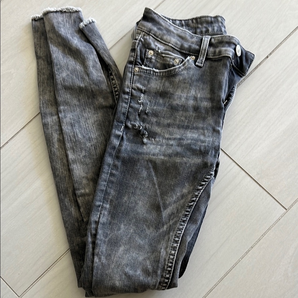 Zara Distressed Denim Jeans